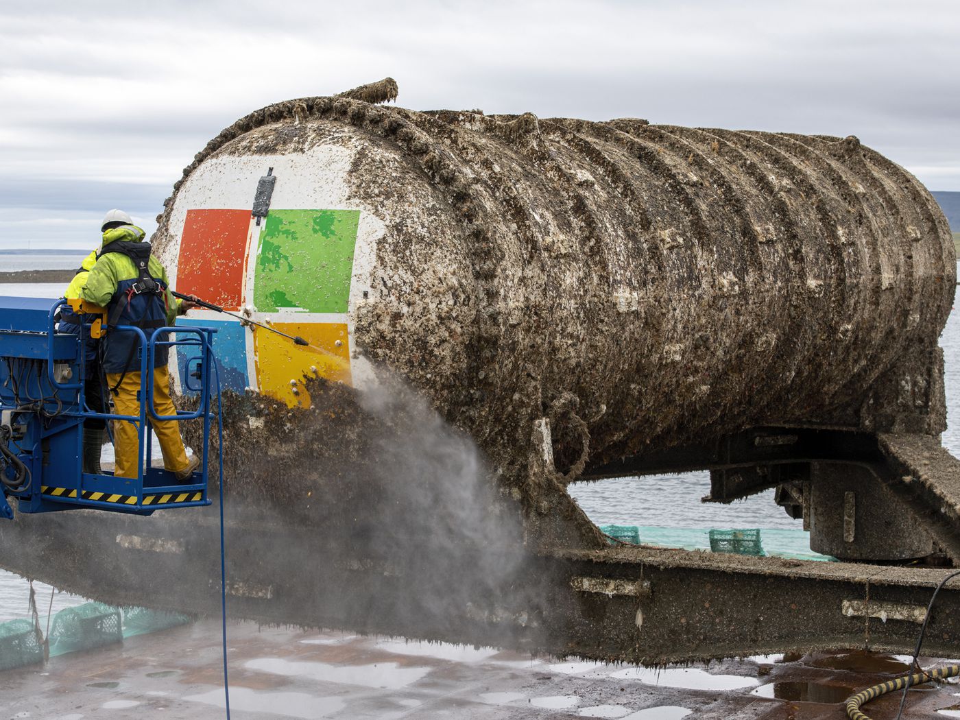 Project Natick: Microsofts Vision for Underwater Data Centers